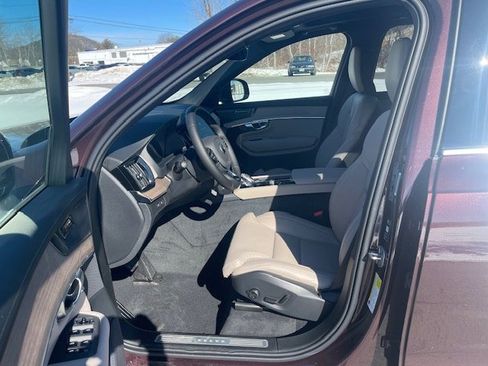 New 2026 Volvo XC90 T8 Ultra w/ Protection Package Premier AWD/4WD image 5