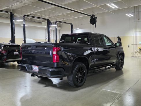 Used 2022 Chevrolet Silverado 1500 Custom w/ LPO, Dark Essentials Package RWD image 7