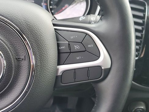 Used 2021 Jeep Compass Altitude image 24