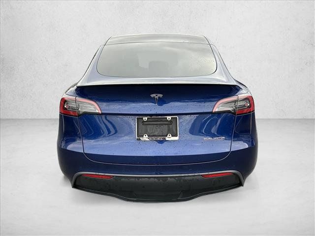 Used 2022 Tesla Model Y Performance AWD/4WD image 6