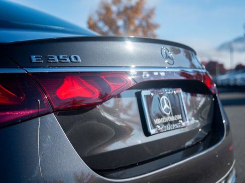 Certified 2025 Mercedes-Benz E 350 4MATIC Sedan image 17