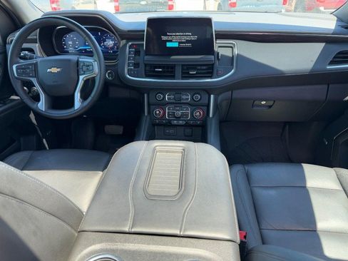 Used 2024 Chevrolet Suburban LT w/ LT Signature Package AWD/4WD image 12