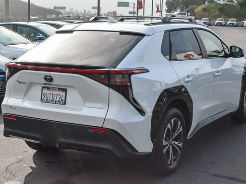 Certified 2025 Toyota bZ4X FWD image 4