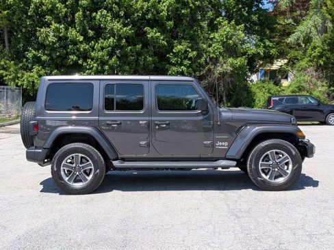 Certified 2021 Jeep Wrangler Unlimited Sahara w/ Cold Weather Group AWD/4WD image 2