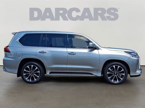 Used 2021 Lexus LX 570 4WD w/ Sport Package image 7