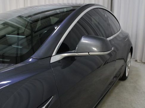 Used 2018 Tesla Model 3 Long Range RWD image 34