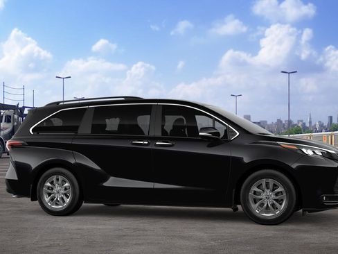New 2026 Toyota Sienna XLE AWD/4WD image 13