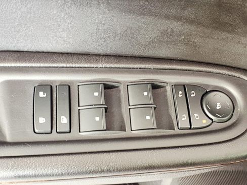 Used 2016 GMC Acadia Denali FWD image 15