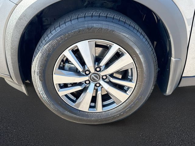 Used 2023 Nissan Pathfinder SL AWD/4WD image 32