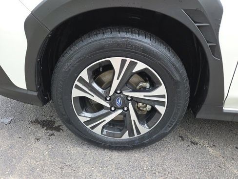Used 2024 Subaru Crosstrek 2.0i Premium image 22
