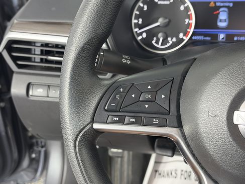 Used 2023 Nissan Altima 2.5 SV FWD image 26