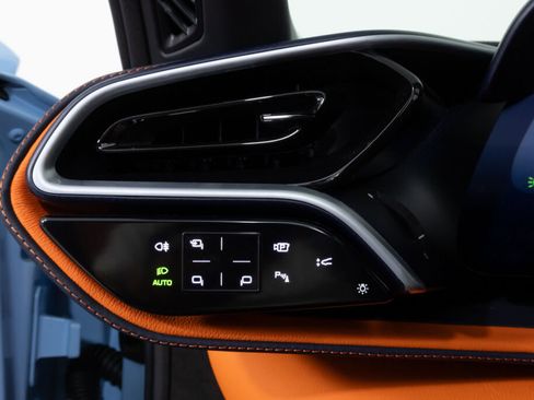 Used 2024 Ferrari 296 GTS RWD image 39