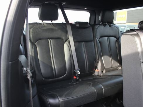 Used 2022 Jeep Wagoneer Series II image 32