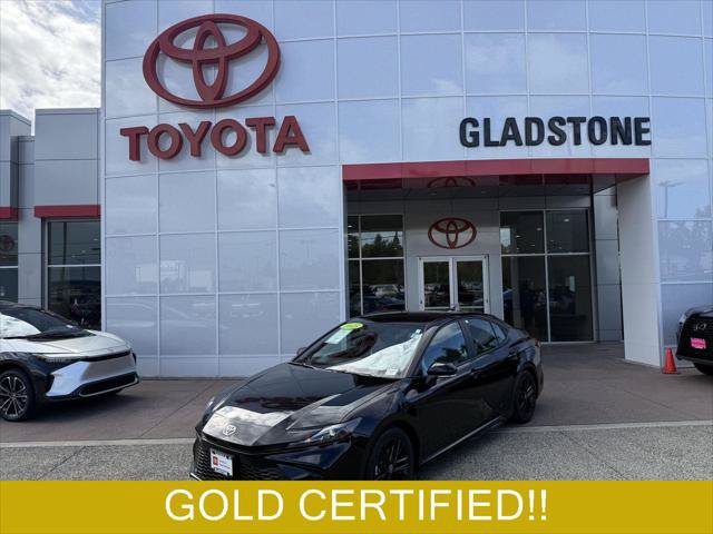 Certified 2025 Toyota Camry SE FWD image 1