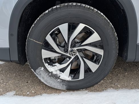 New 2026 Volkswagen Tiguan S image 5