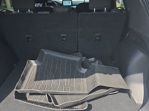 Used 2023 Ford Escape Active image 19