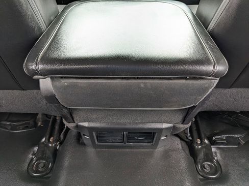 Used 2022 RAM 1500 Tradesman w/ Chrome Appearance Group AWD/4WD image 35