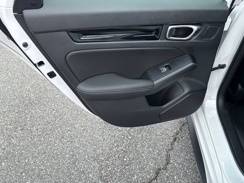 Used 2024 Honda Civic Sport Touring image 21