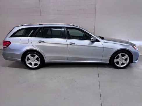 Used 2014 Mercedes-Benz E 350 4MATIC Wagon image 2