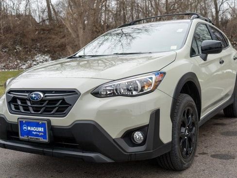 Used 2023 Subaru Crosstrek 2.0i Premium w/ Special Edition AWD/4WD image 2
