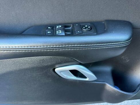 Used 2021 Dodge Challenger SXT image 11