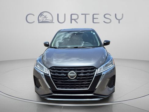 Used 2021 Nissan Kicks S FWD image 10