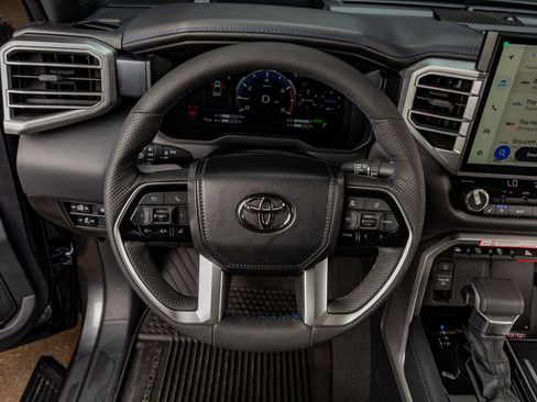 Used 2025 Toyota Tundra Platinum image 20