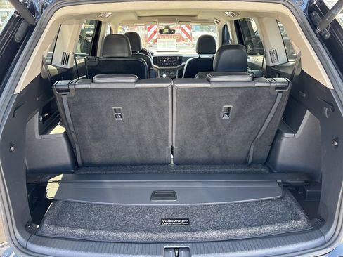 Used 2021 Volkswagen Atlas SEL R-Line AWD/4WD image 28