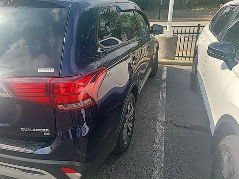 Used 2019 Mitsubishi Outlander SE AWD/4WD image 4