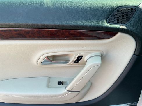 Used 2010 Volkswagen CC VR6 Sport image 16