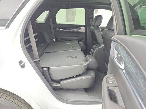 Used 2022 Cadillac XT5 Premium Luxury AWD/4WD image 45