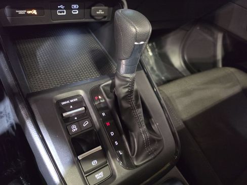 Certified 2025 Honda CR-V EX image 21