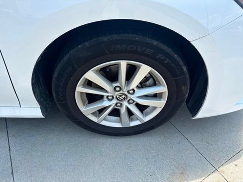Used 2025 Toyota Camry LE FWD image 9