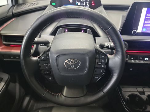 Used 2023 Toyota Prius Prime FWD image 17