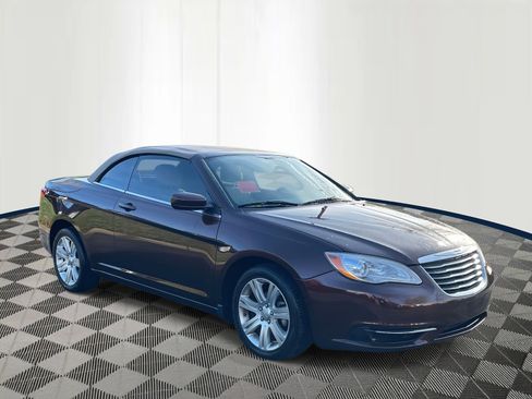 Used 2012 Chrysler 200 Touring w/ Cold Weather Group image 3