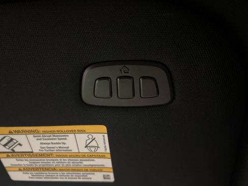 Used 2020 Ford F150 Platinum w/ Equipment Group 701A Luxury image 27