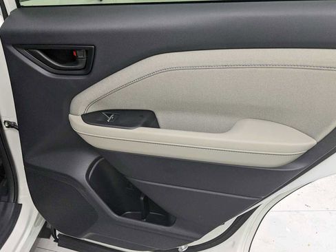 New 2026 Subaru Forester Premium image 29