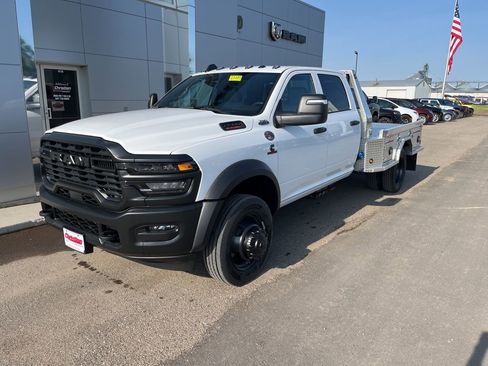 New 2025 RAM 4500 Tradesman AWD/4WD image 2