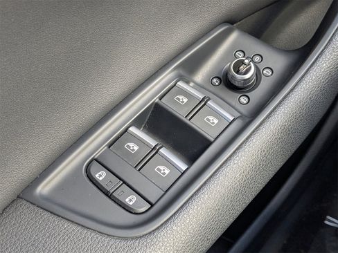 Used 2021 Audi Q7 2.0T Premium Plus w/ Premium Plus Package image 32