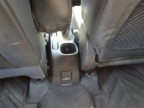 Used 2021 Chevrolet Trax LT w/ LT Convenience Package image 14