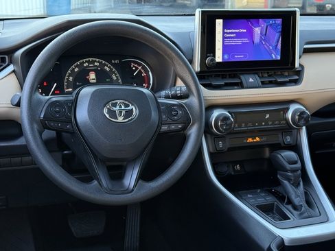 Certified 2025 Toyota RAV4 XLE image 31