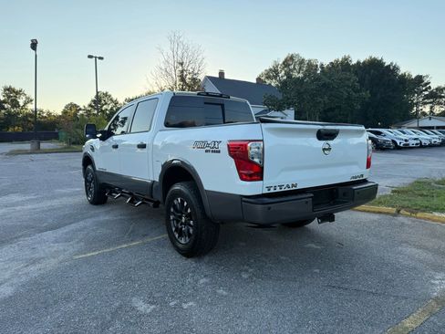 Used 2017 Nissan Titan PRO-4X image 3