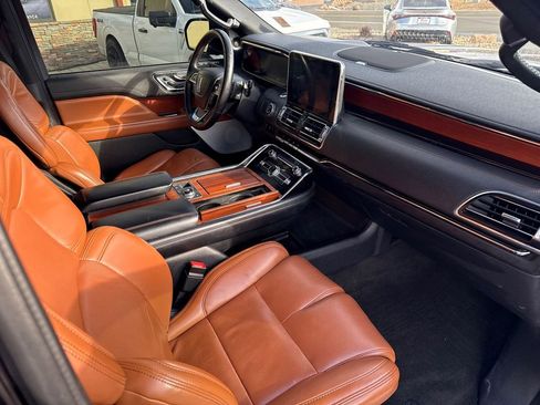 Used 2020 Lincoln Navigator L Reserve w/ Equipment Group 208A Reserve AWD/4WD image 69