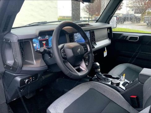 New 2025 Ford Bronco Big Bend image 6