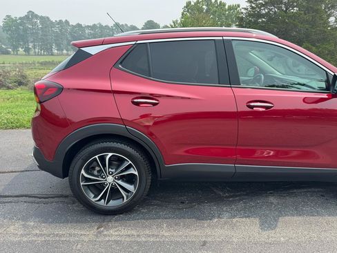 Used 2021 Buick Encore GX Essence w/ Advanced Technology Package AWD/4WD image 41