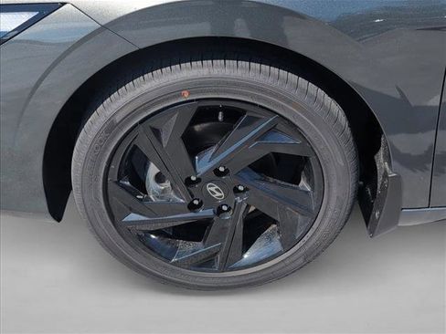 New 2026 Hyundai Elantra SEL Sport Premium image 10