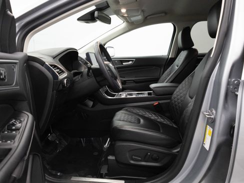 Used 2024 Ford Edge Titanium AWD/4WD image 22