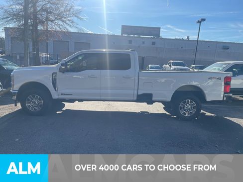 Used 2023 Ford F250 Lariat image 3