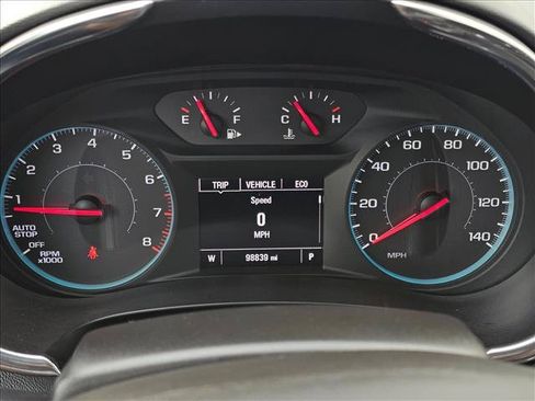 Used 2018 Chevrolet Malibu LT FWD image 27