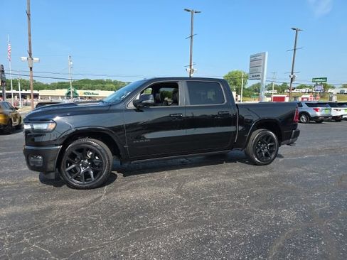 Used 2025 RAM 1500 Laramie w/ Night Edition AWD/4WD image 3